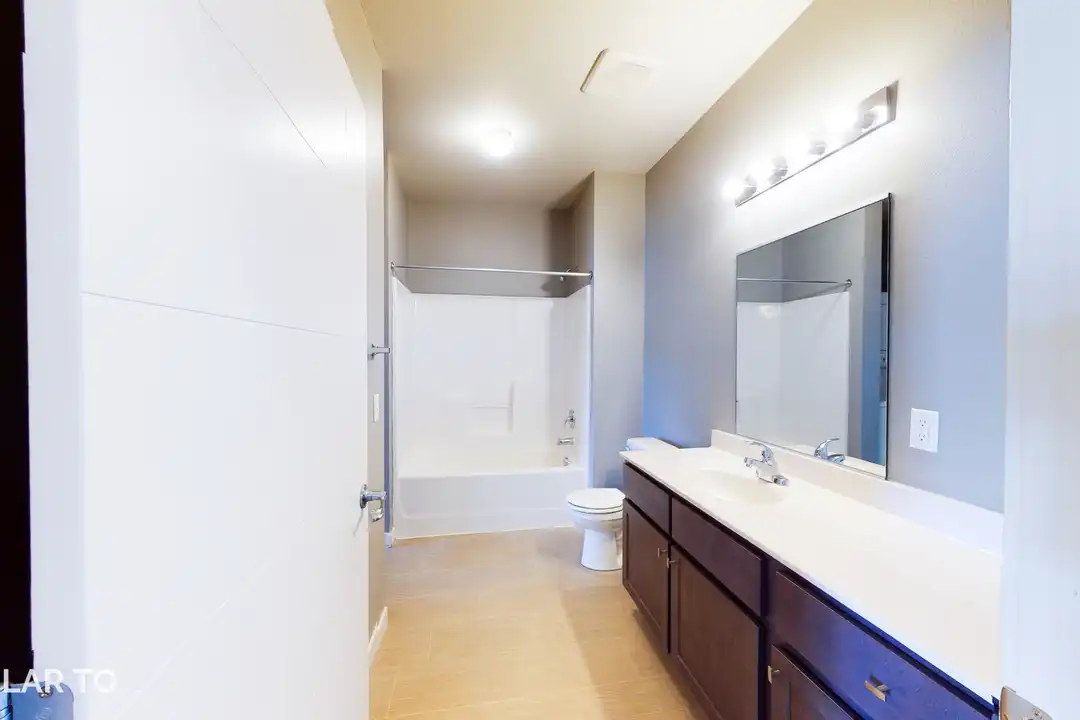 5140 S Graystone Ave unit 5120-111 - More