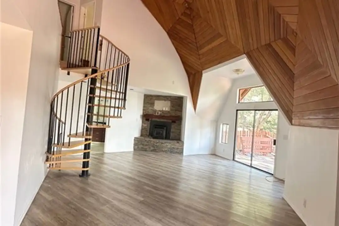 House in Pine Mountain Club - View 4