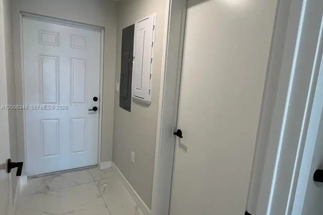 Apartment in Naranja - View 4