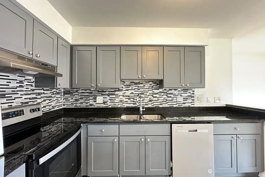 1653 Oakwood Ave unit C4 - View 4