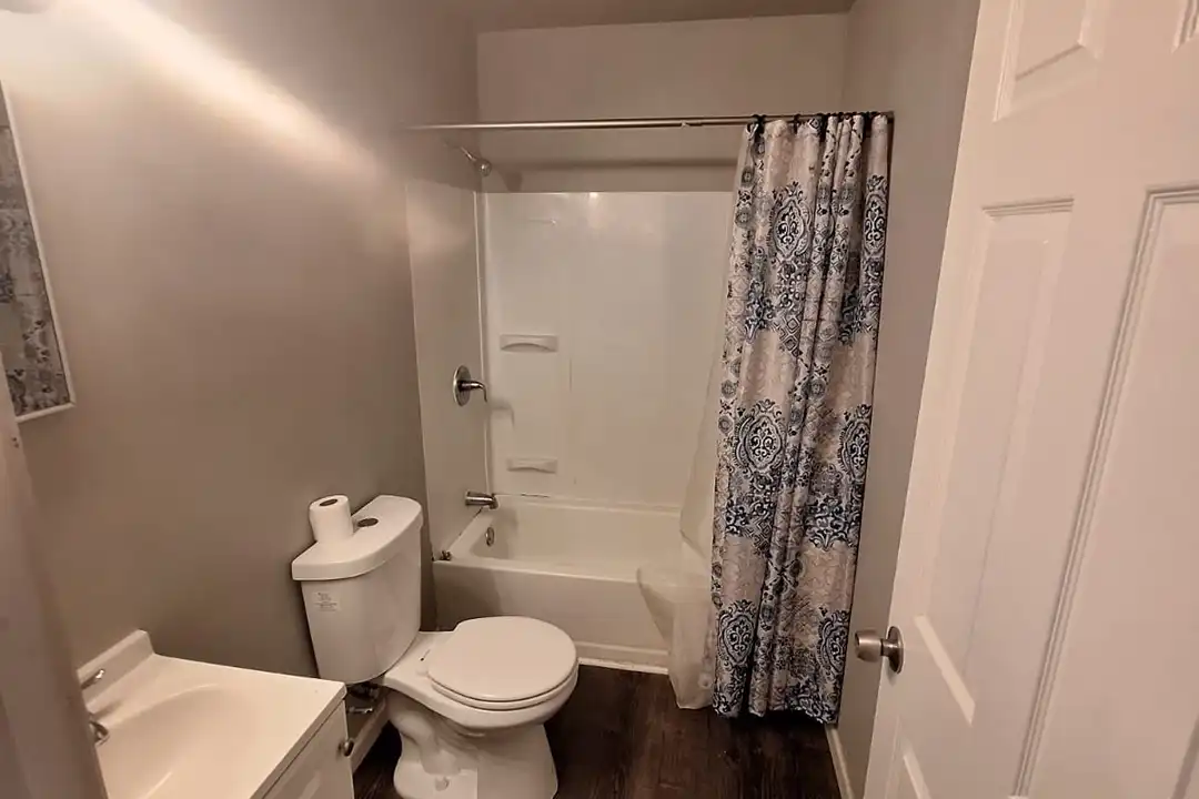 11202 Buckeye Rd unit ROADSF3 – photo 1