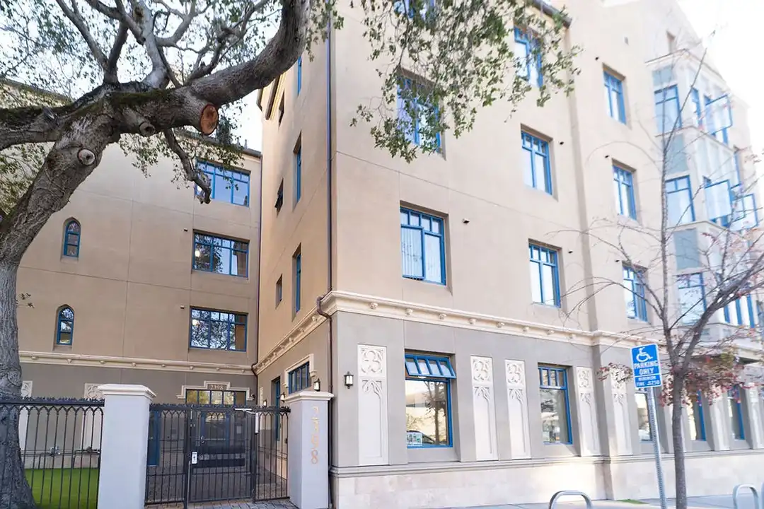 Wesley House – photo 1 of 39