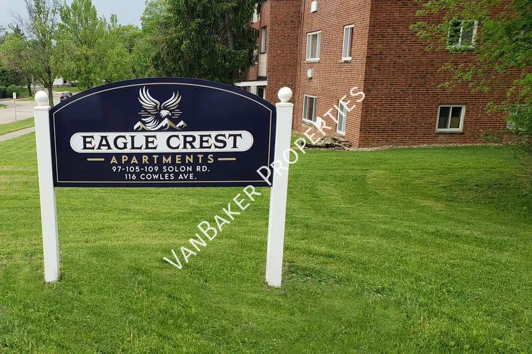 105 Solon Rd