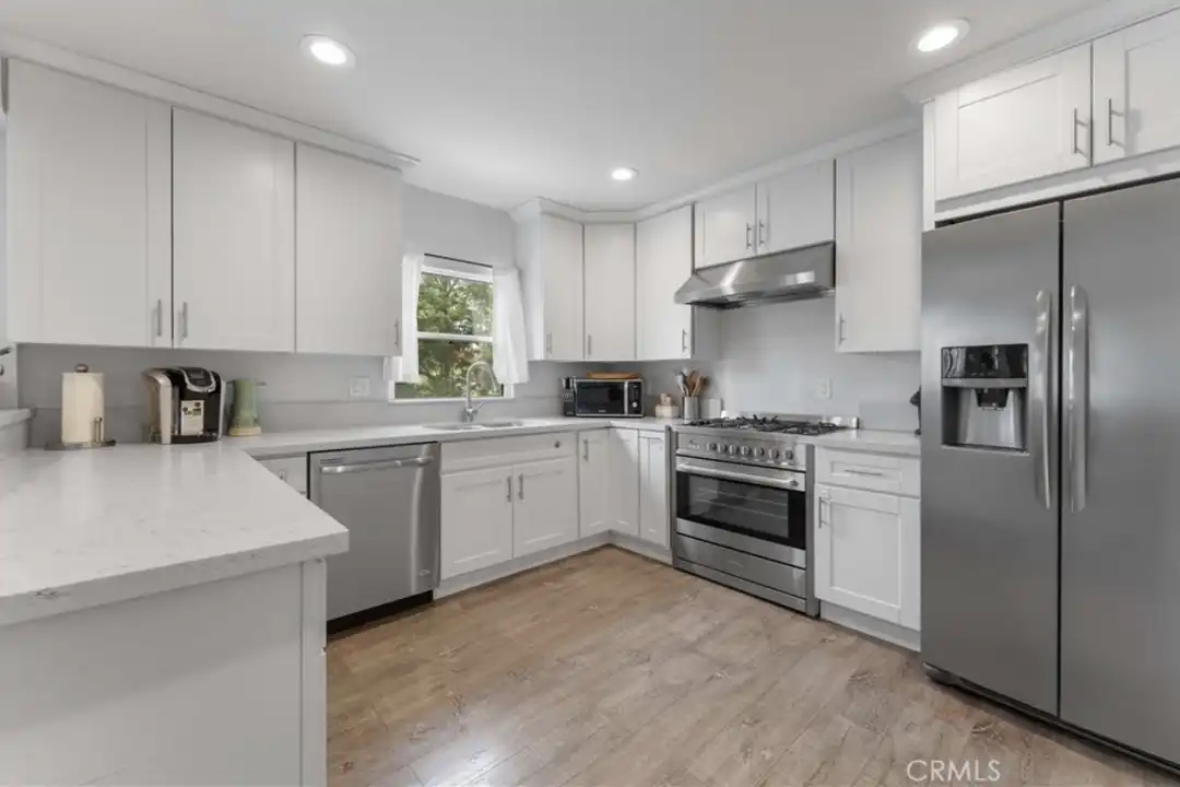 House in Los Angeles - View 5