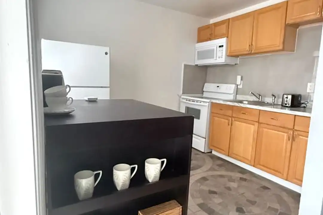 2301 Avenue S – photo 1 of 8