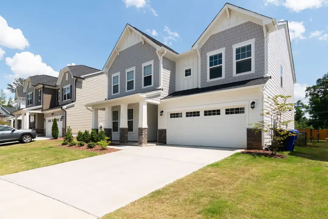 219 Abbot Pl - View 2
