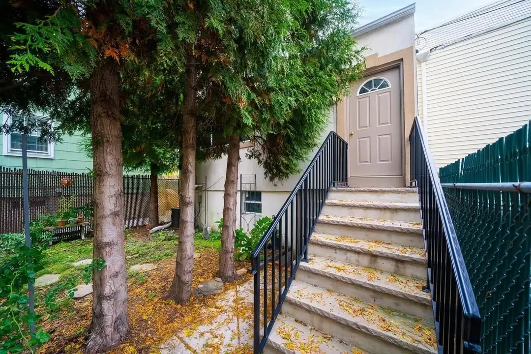 100 Central Ave #3 – photo 1
