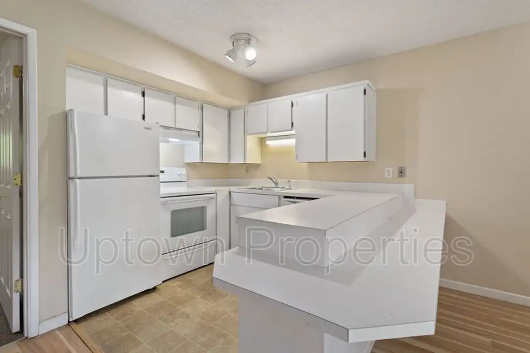 4633 SW Huber St unit 10 - Widok 3
