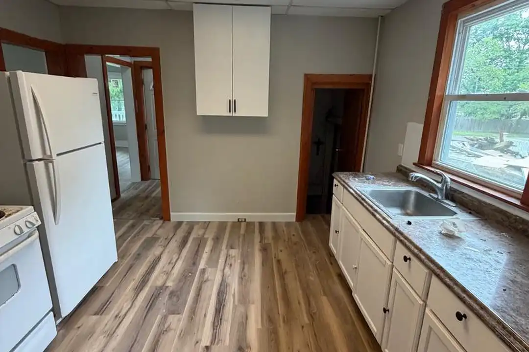 513 Madison Ave - View 5