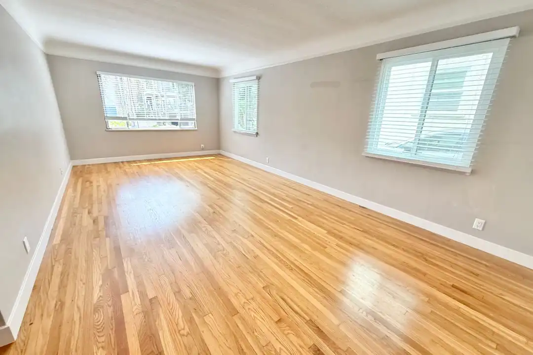106 Mira Mar Ave unit Unit #2 – photo 1
