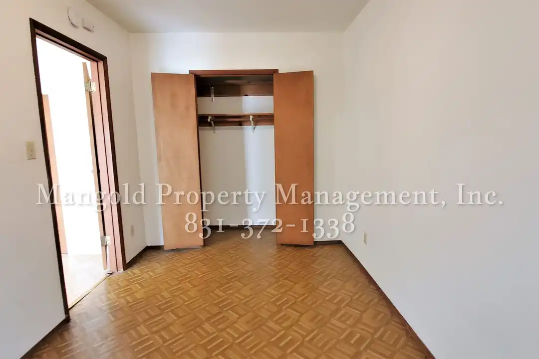 1231 First St unit 1231 1/2 - View 6