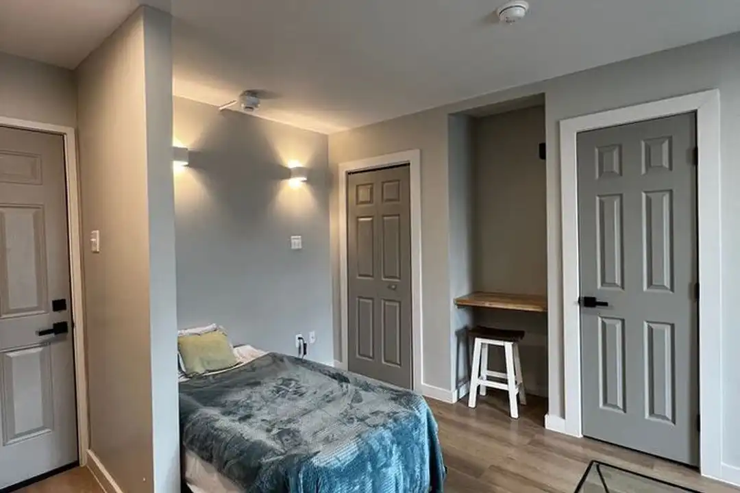 1030 Poplar Ave unit 1 – pohled 4