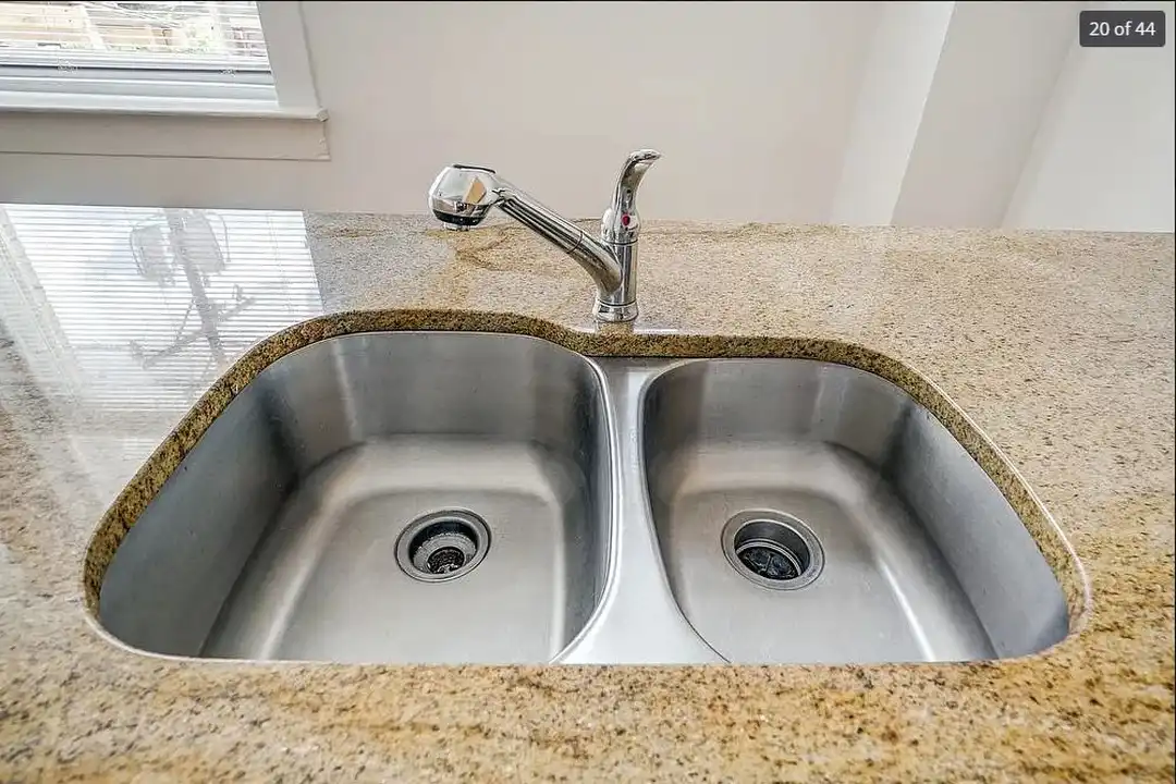 141 E Wythe St unit B - More