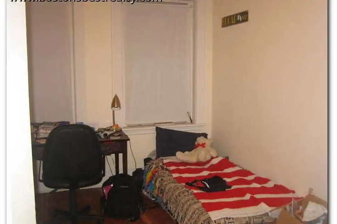 1318 Commonwealth Ave - View 5