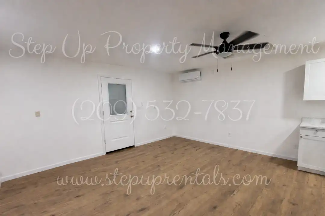 494 Snell St unit 496 - View 4