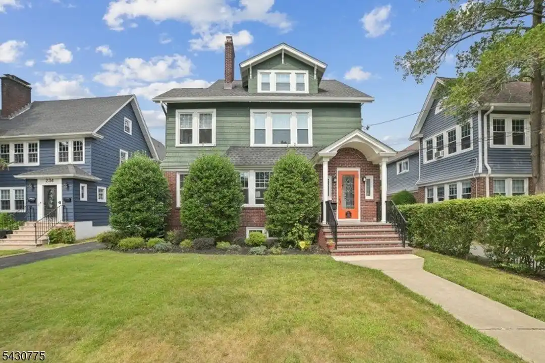 238 Park St #2 – photo 1