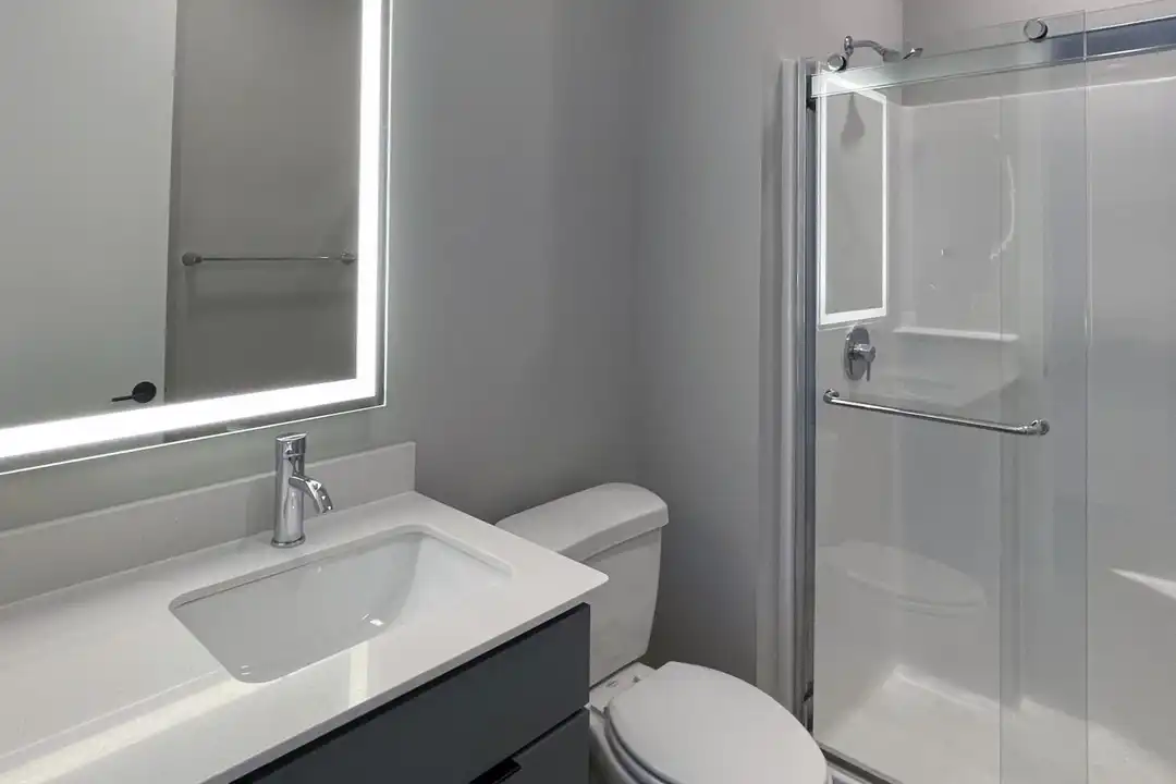 1102 Castle St #202 - View 5