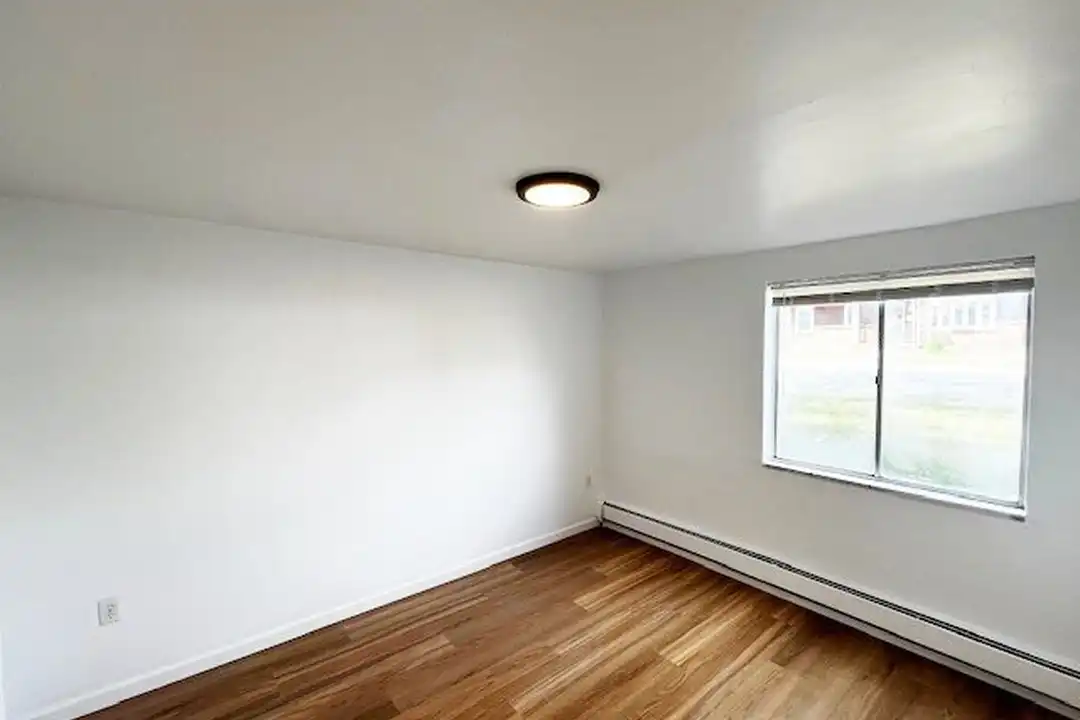 3300 S Clarkson St unit 104 - View 5
