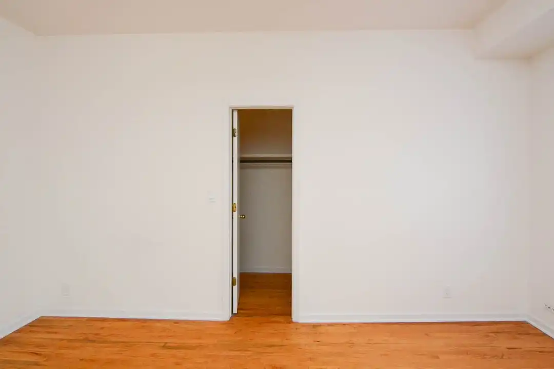 1553 N Mohawk St unit CA10 - View 5