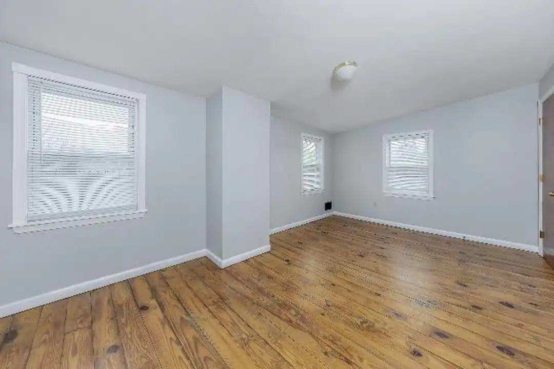 Apartment in Salem - More