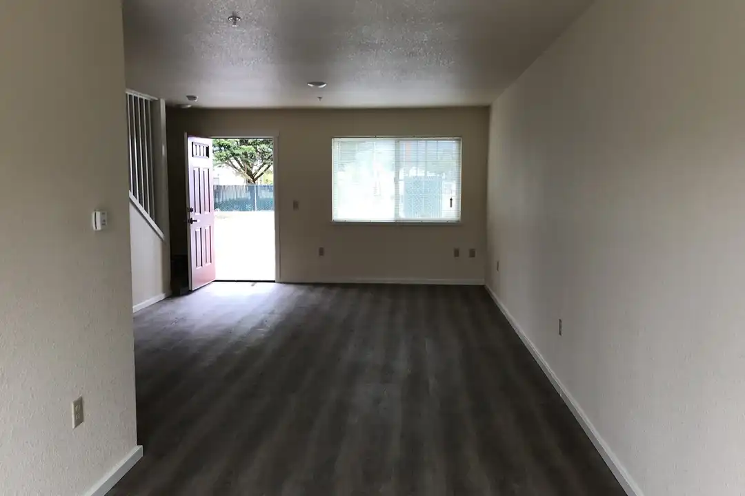 2758 Central Ave unit C - View 3