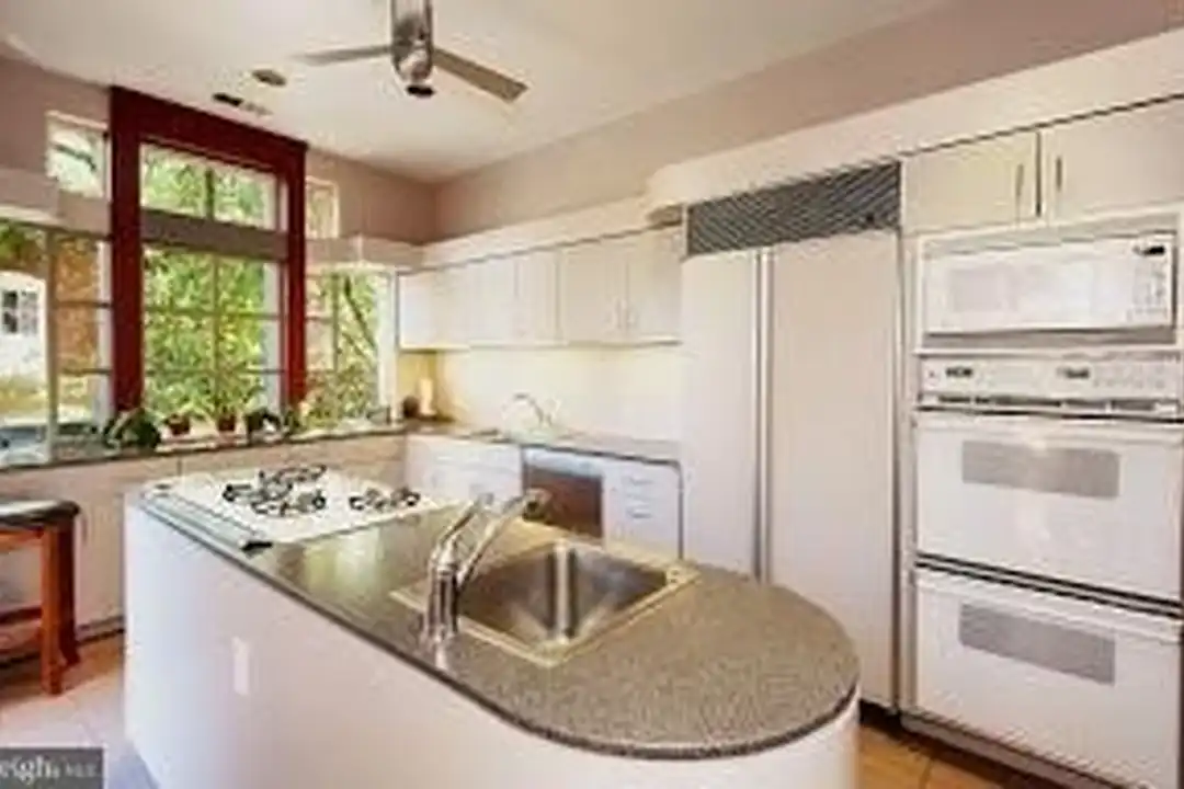 1312 R St NW #B - View 6