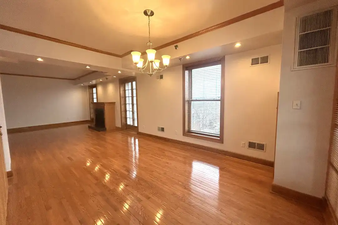 6111 Fifth Ave unit 402 - View 2