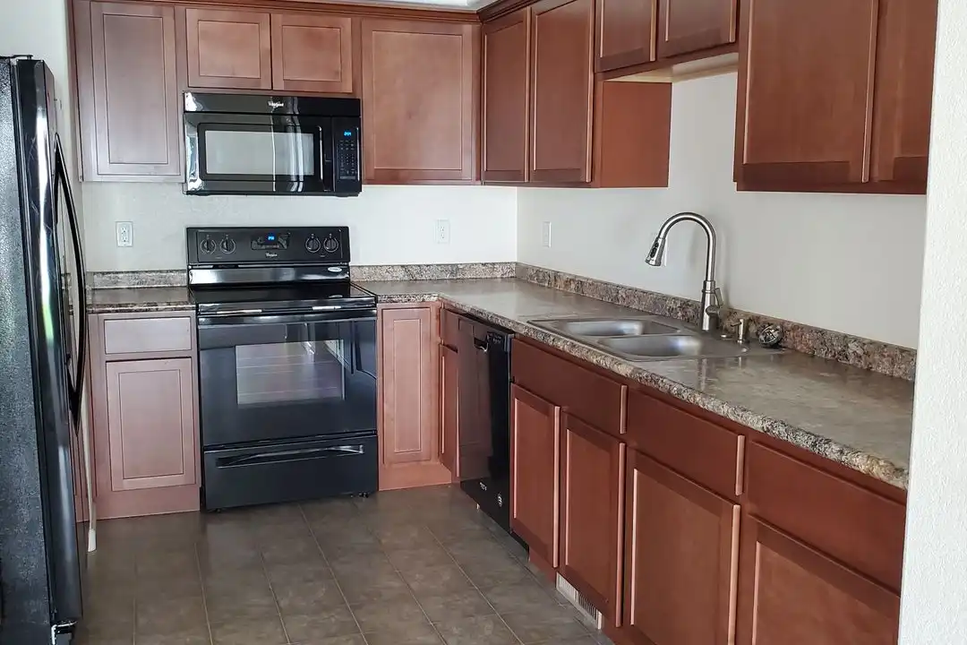 Apartment in Cheyenne - More