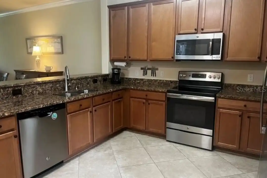 6760 Willowshire Way - View 4