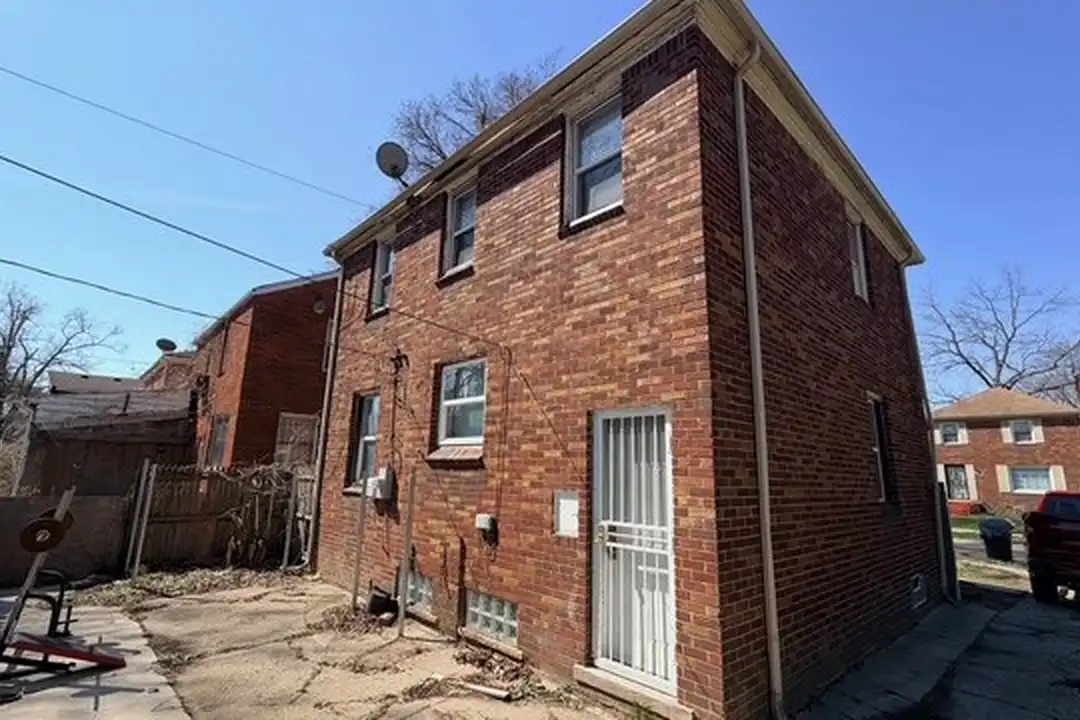 14828 Heyden St - View 2