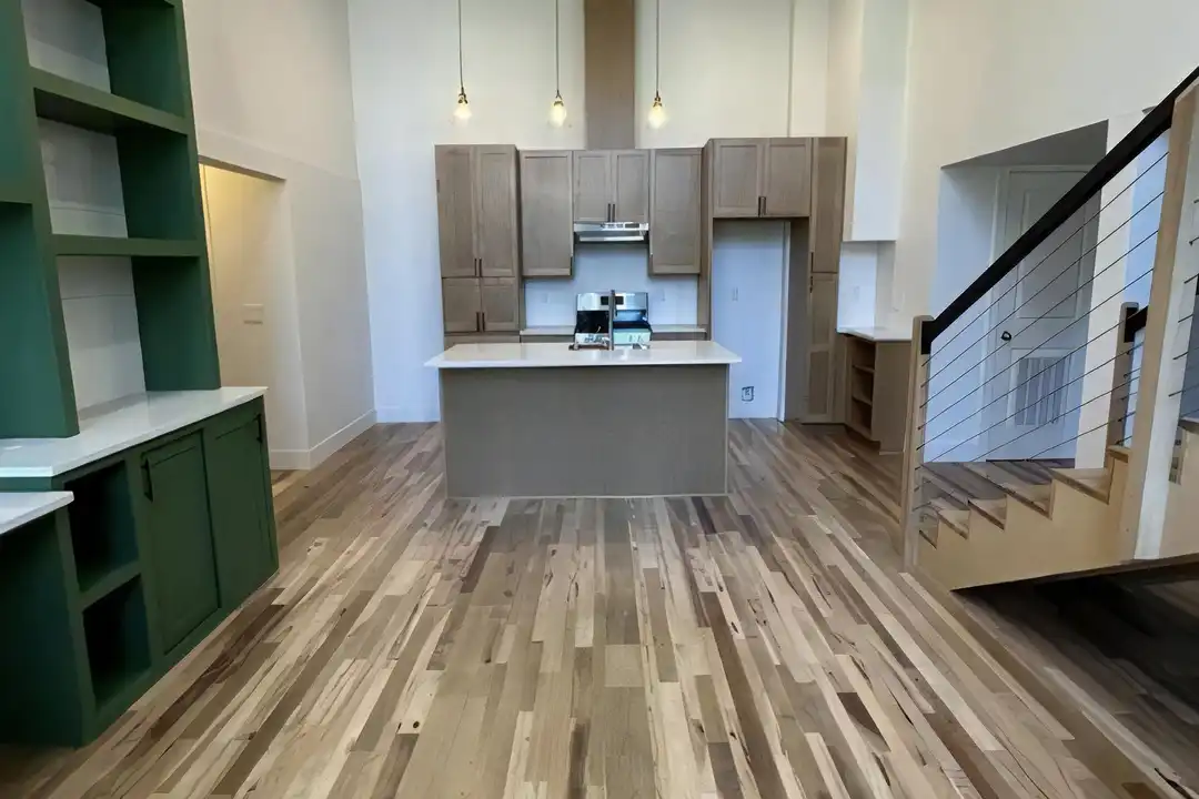 1639 Alameda Ave – photo 1
