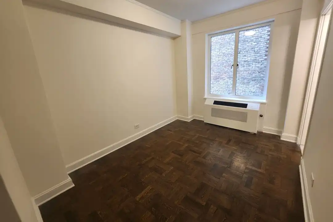 40 Central Park S #5F – pohled 3