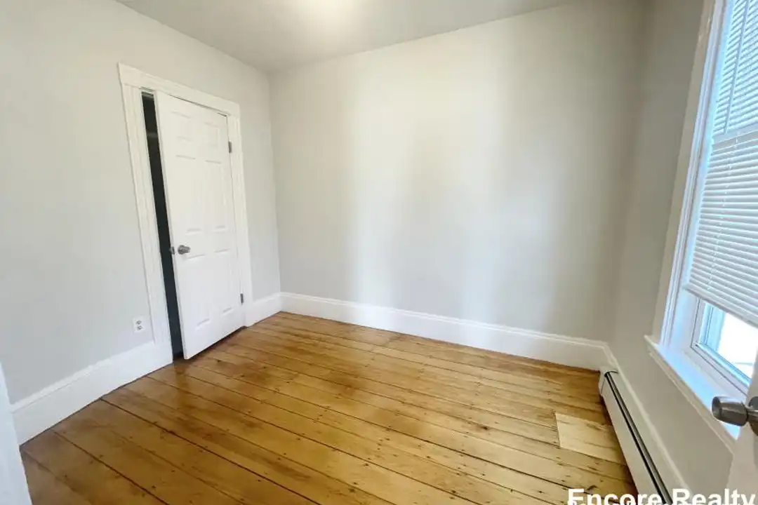 22 Howell St - View 4