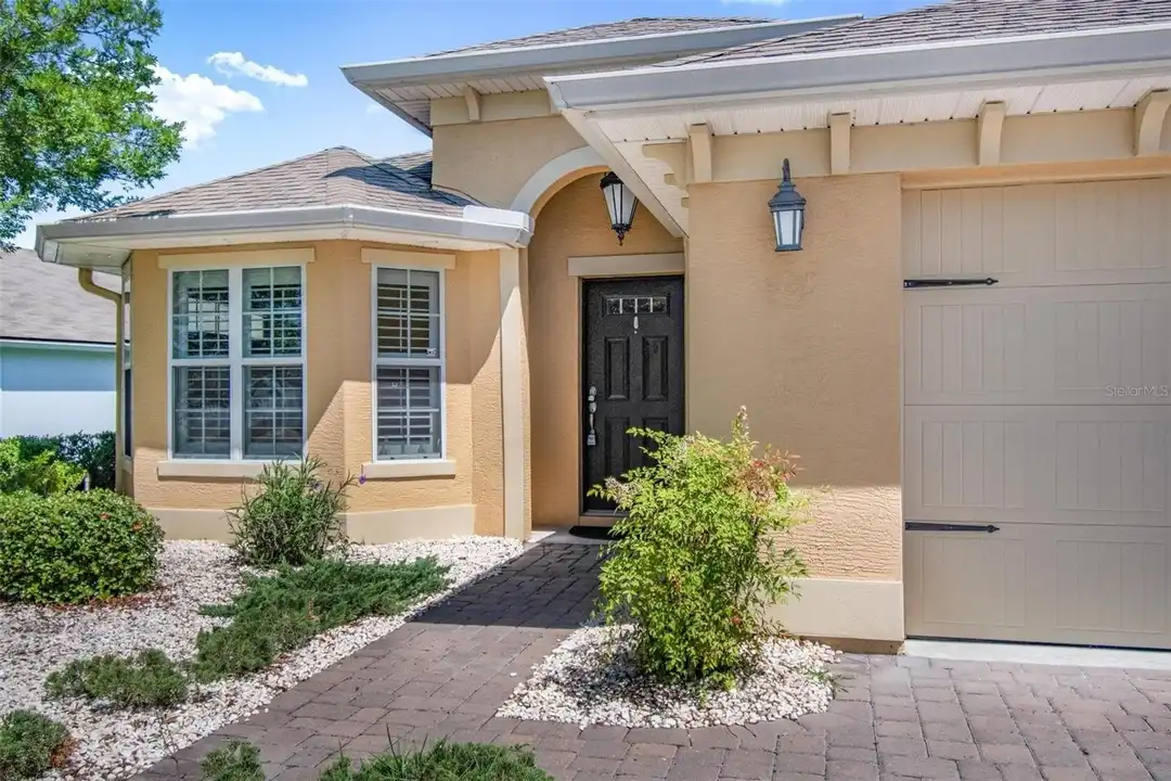 108 Golfview Ct - View 2