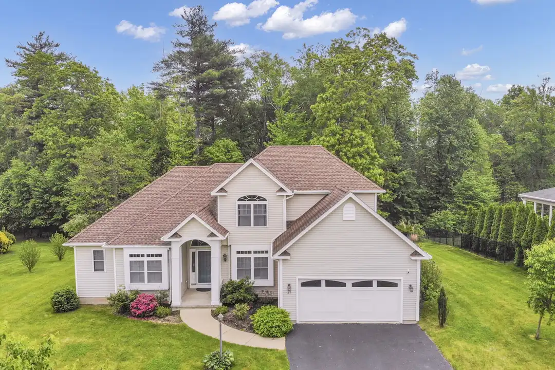 21 Beaudry Ln - View 2