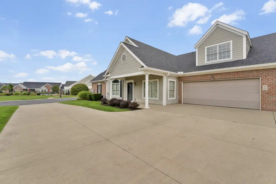 4300 Westford Pl unit 14 B – photo 1 of 38