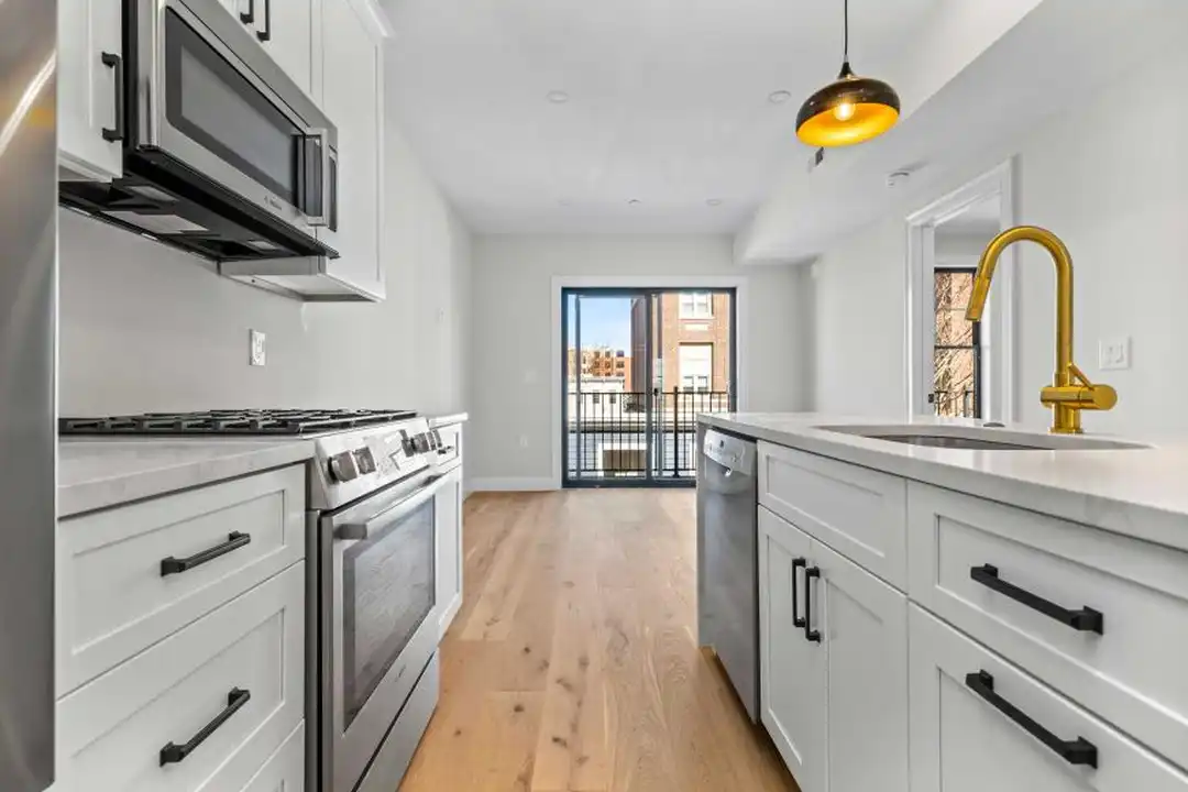 37 Sheafe St - View 4