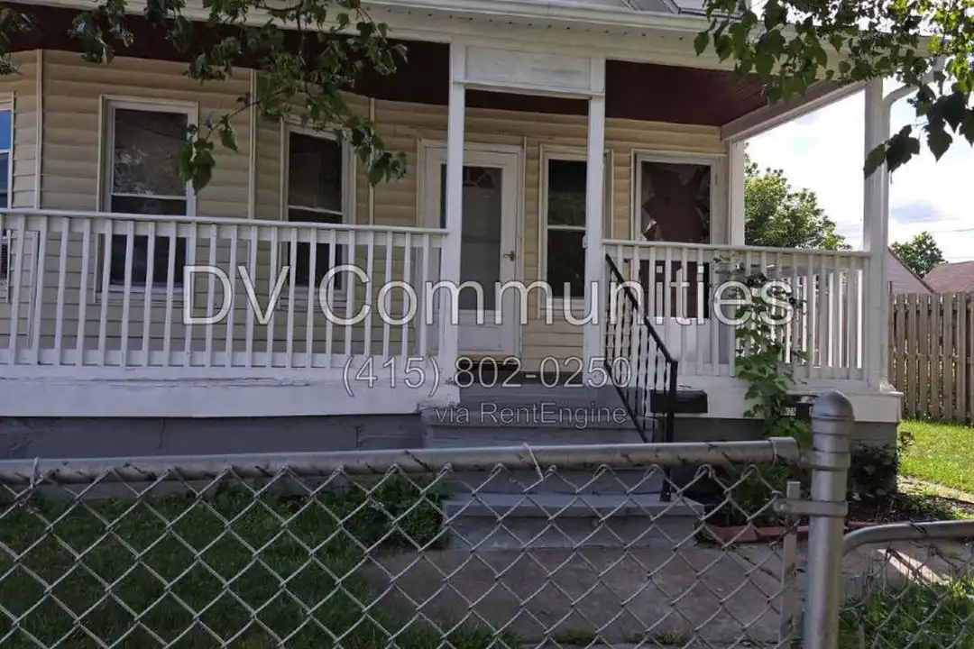 3475 W 46th St – photo 1