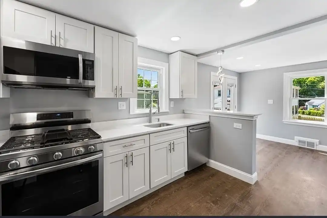 71 Gladeside Ave - View 2