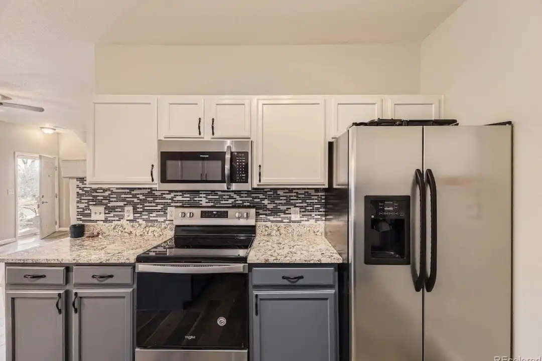 22520 E Ontario Dr unit 101 - More