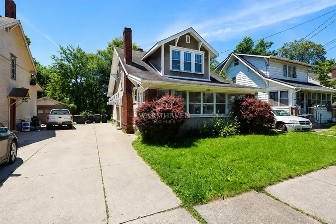 2078 18th St SW – photo 1