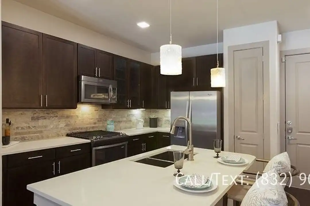 1399 W Cavalcade St – photo 1