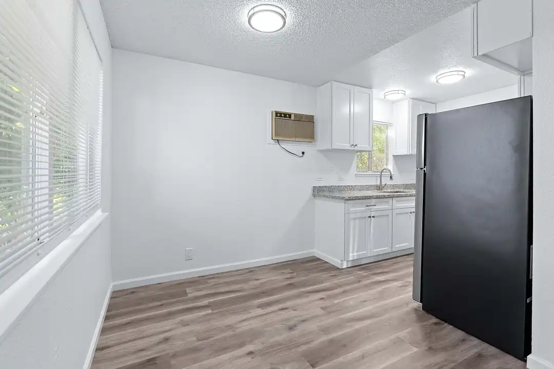 802 Lincoln Ave unit 812 - View 6