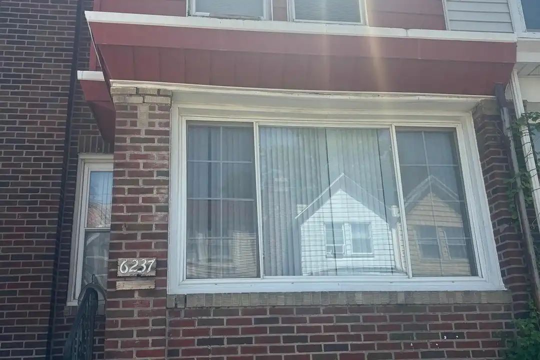6237 N Bouvier St – photo 1