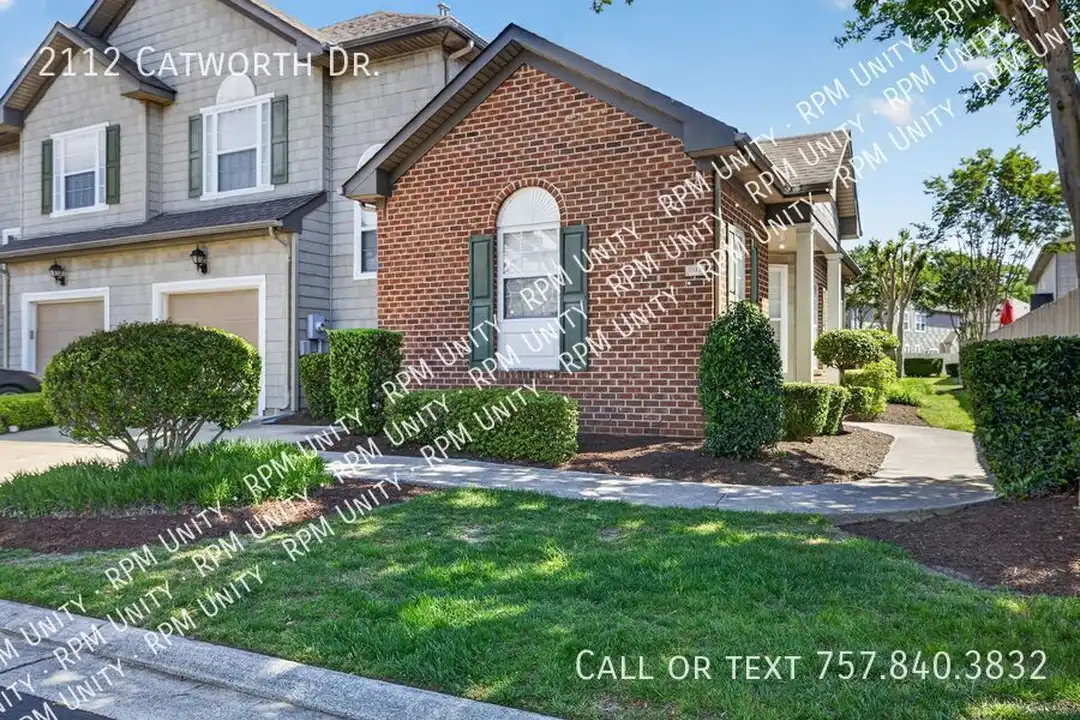 2112 Catworth Dr - View 4