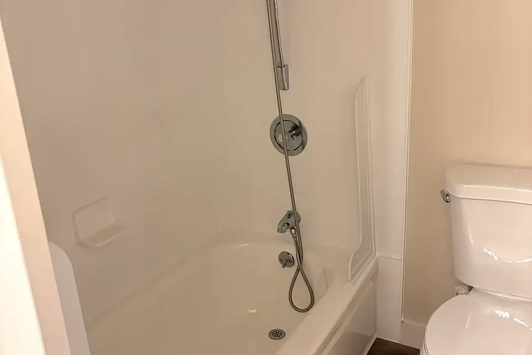 Mallard Creek Apartments - View 6