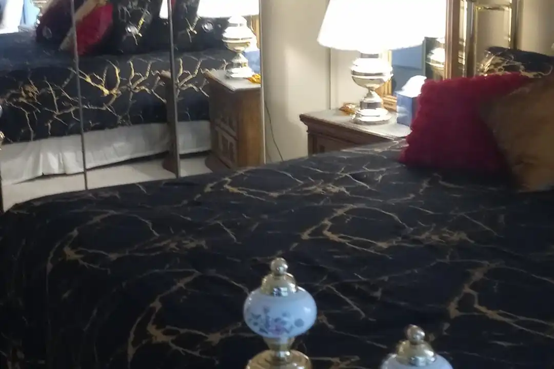 3301 SE La Prado Ct - View 4