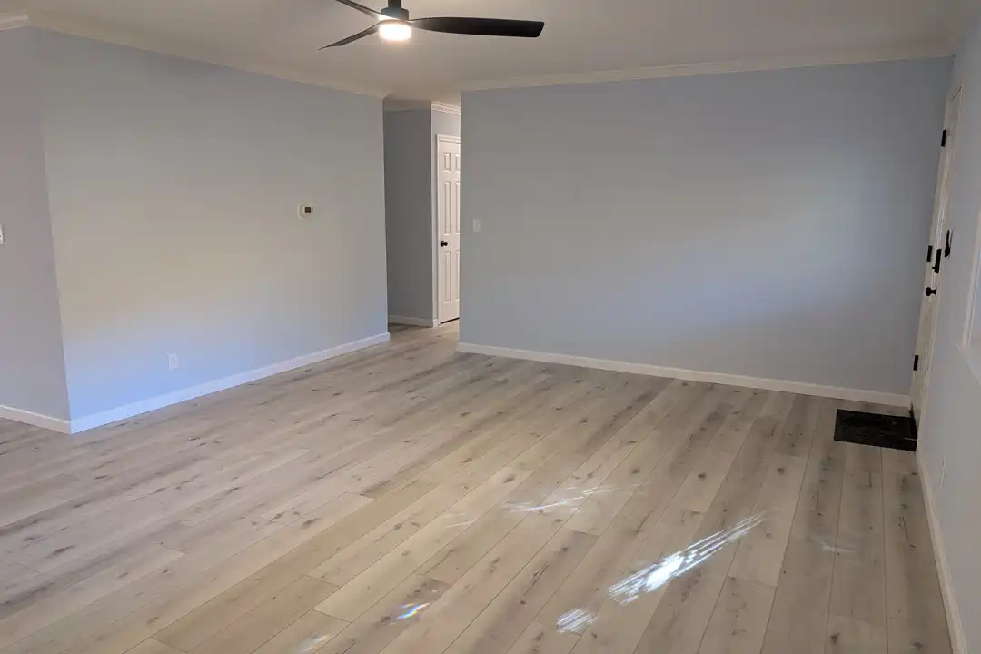 16585 Leafwood Ct - View 5
