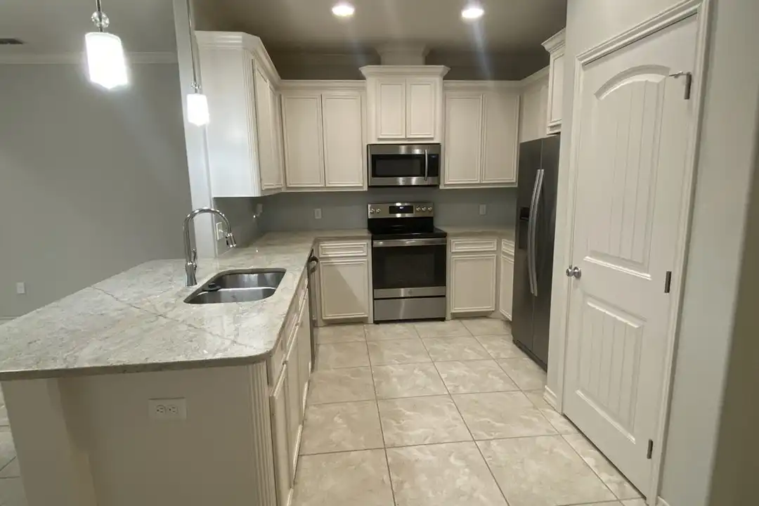 1818 Rodd Field Rd unit B2 - View 5