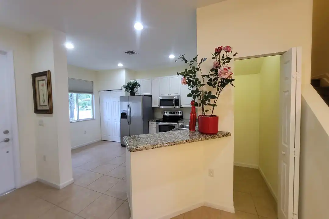 2582 Langrove Ln SW - View 4
